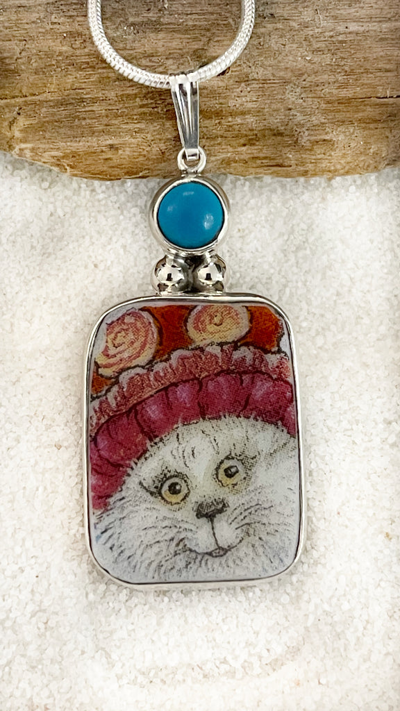 Vintage China Kats White Kitty Pendant