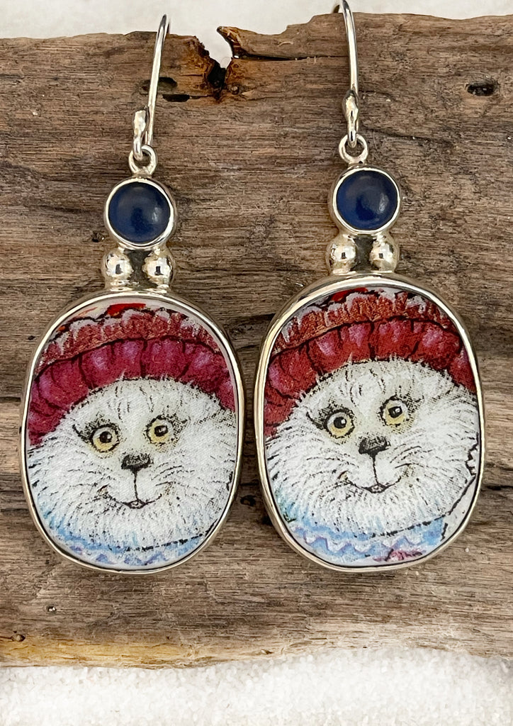 Vintage China Kats White Kitty Earrings